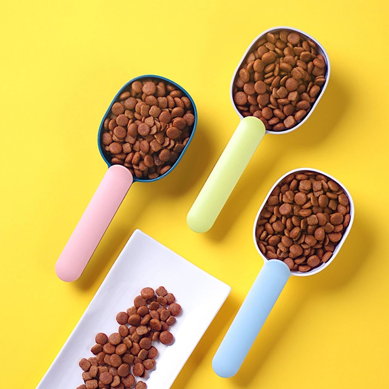 Ergonomic Pet Food Scoop With Clip Handle – Food-Grade ABS, Vibrant Colors (Fast Shipping)