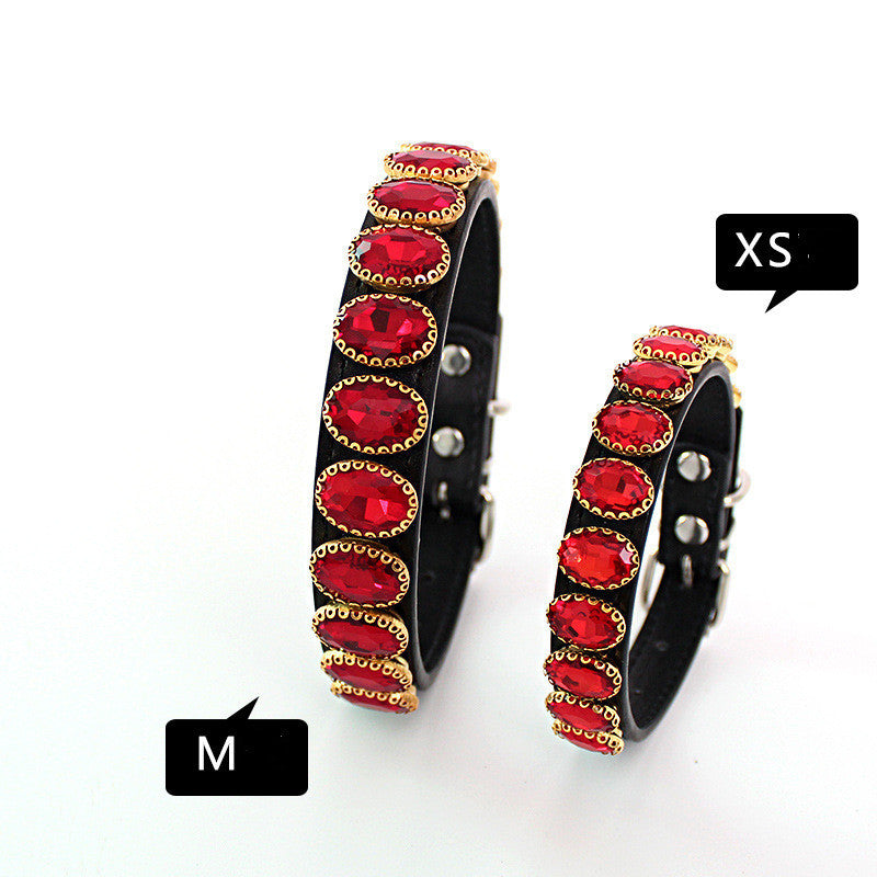Retro Crystal Pet Collar – Chic Style for Cats & Small Dogs