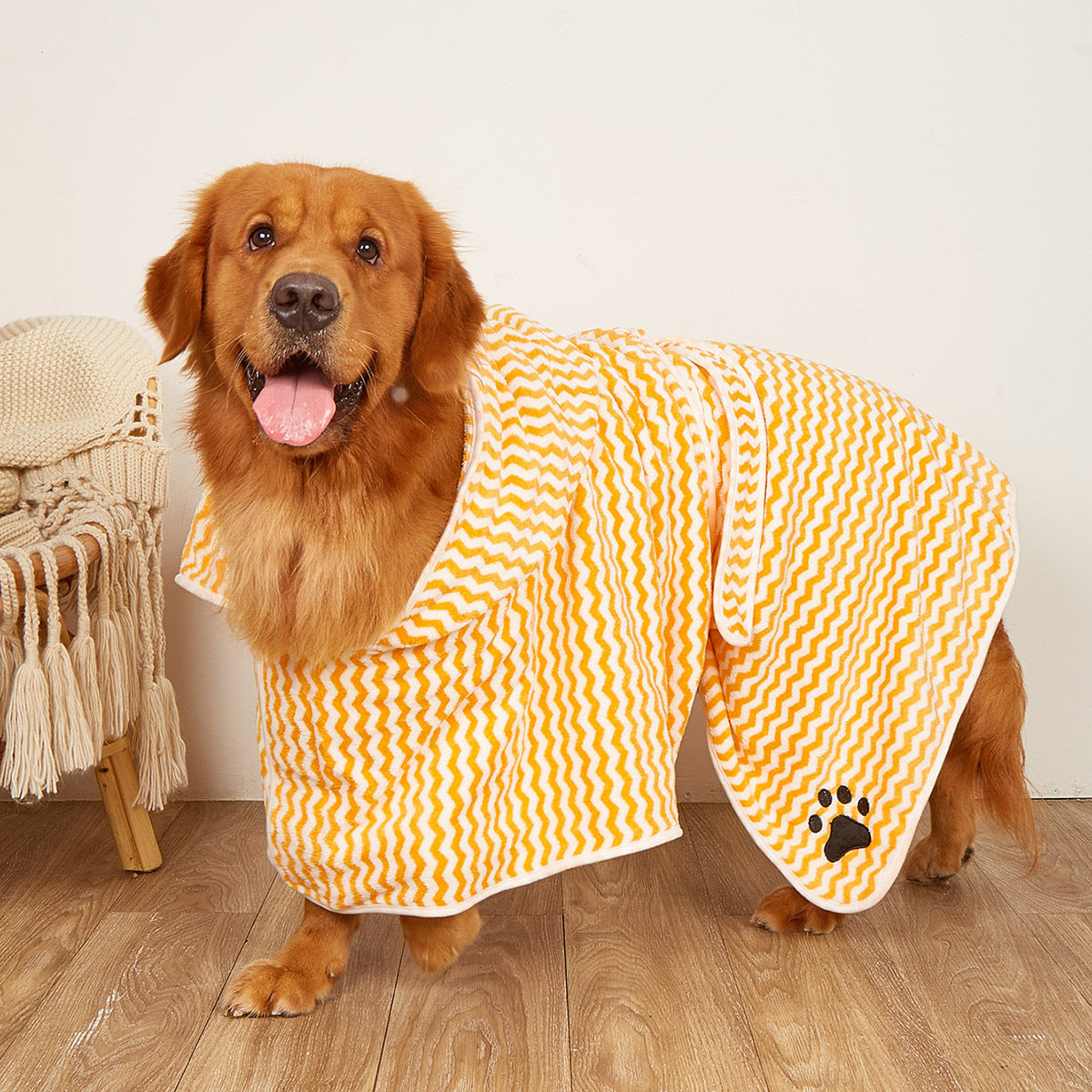 Luxe Dry Pet Bathrobe – Ultra-Absorbent Microfiber Towel with Belt