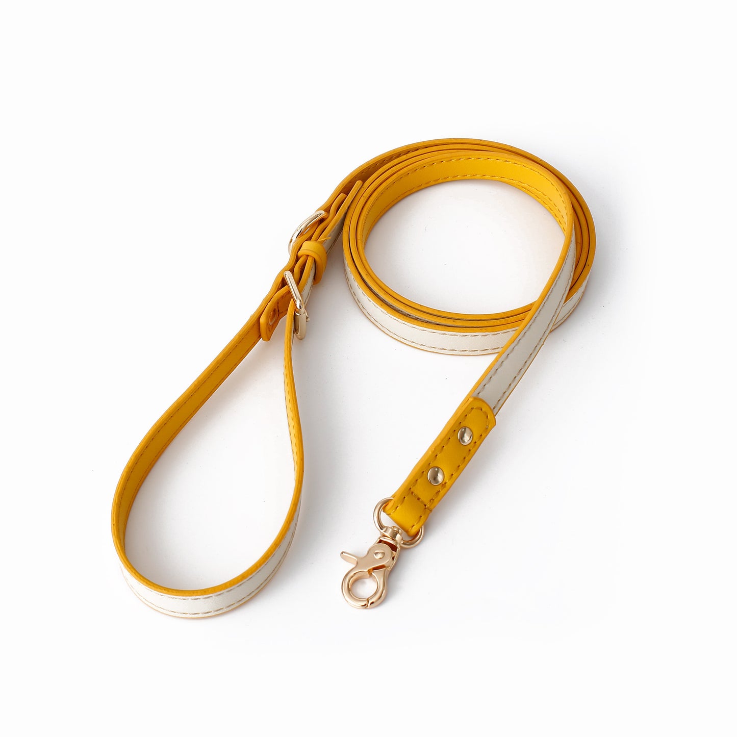 Elegant Leather Dog Leash – Multifunctional & Minimalist