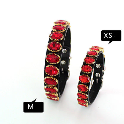 Retro Crystal Pet Collar – Chic Style for Cats & Small Dogs