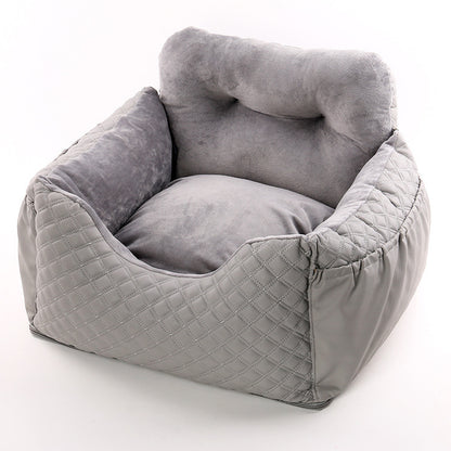 Cloud Luxe Quilted Pet Car Seat – Travel in Style & Comfort