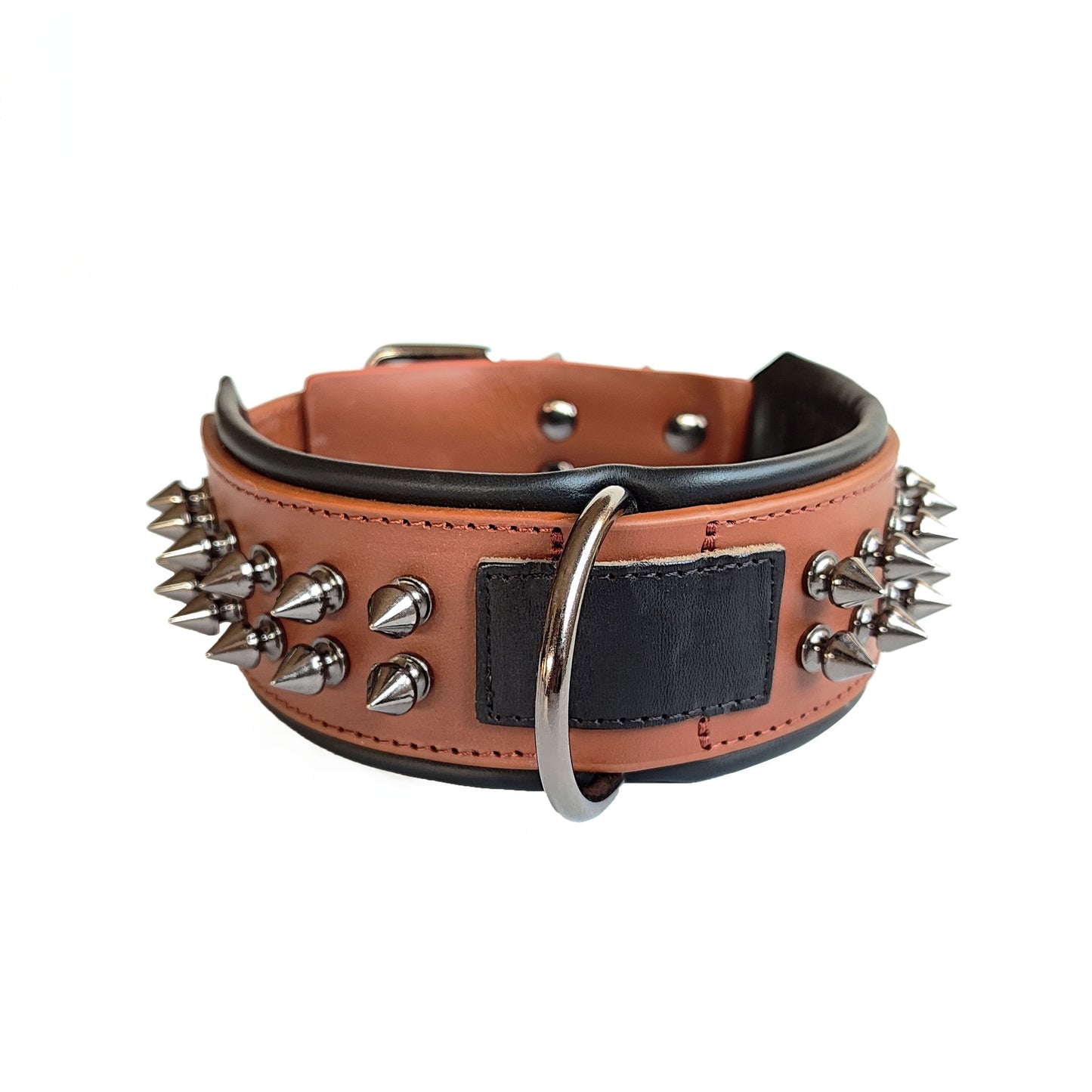 Spiked Leather Dog Collar – Rugged Style with Rivet Detail